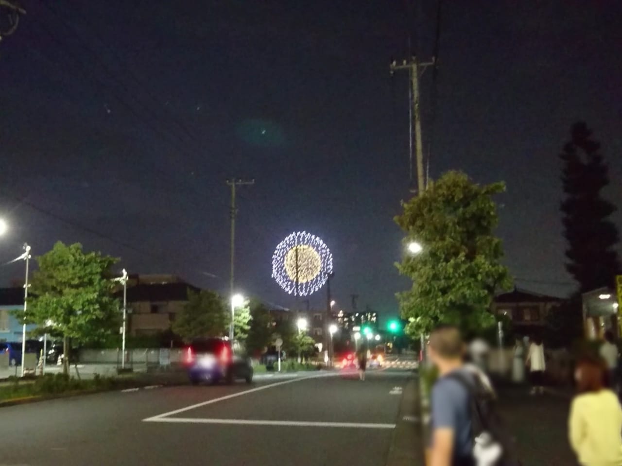 いなげや日野栄町店付近で撮影した立川花火大会