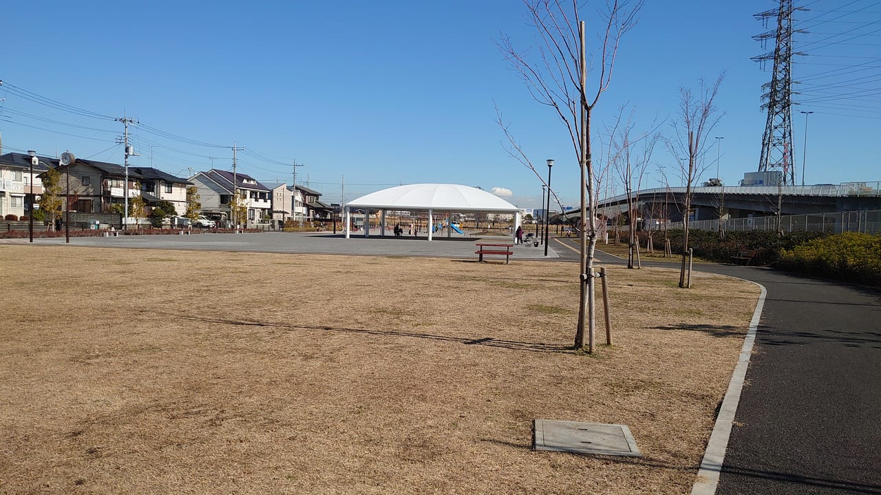 北川原公園の芝生広場