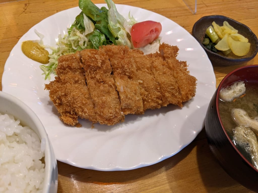 食事処輝