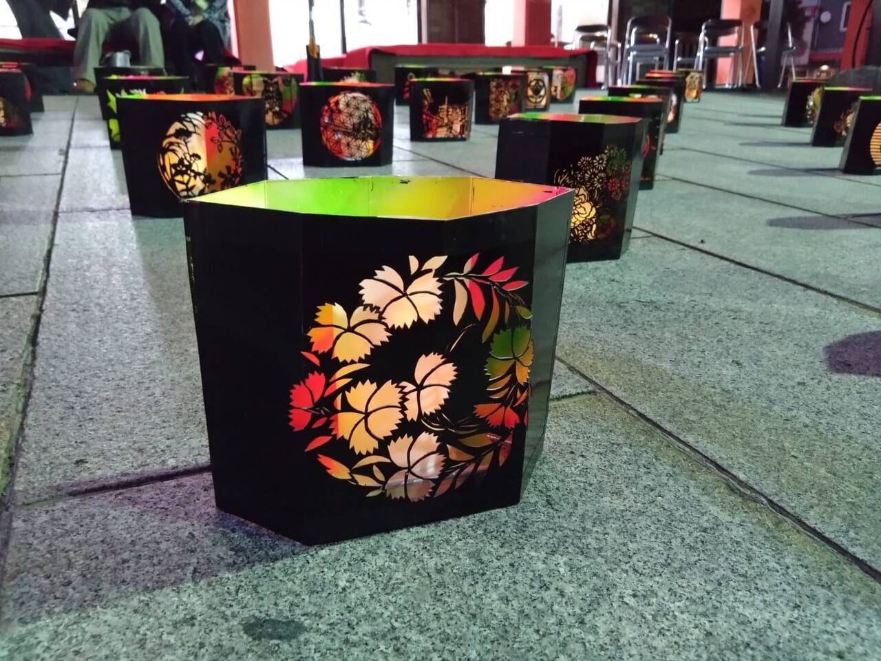 たかはたもみじ灯路