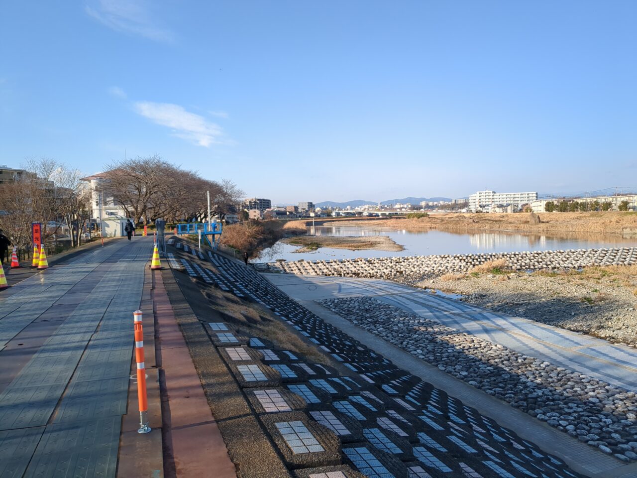 浅川　ふれあい橋