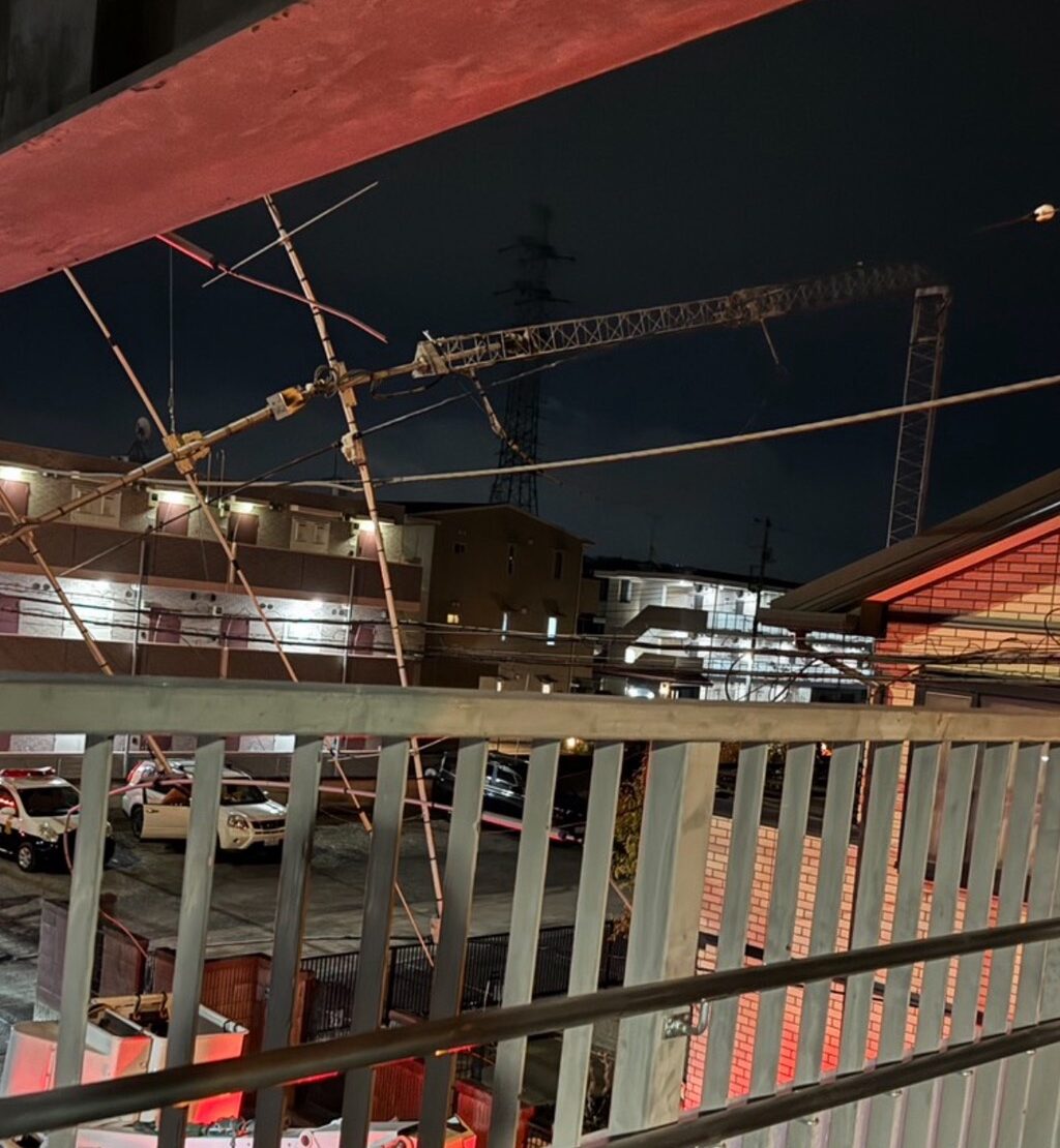 高架下　電線トラブル