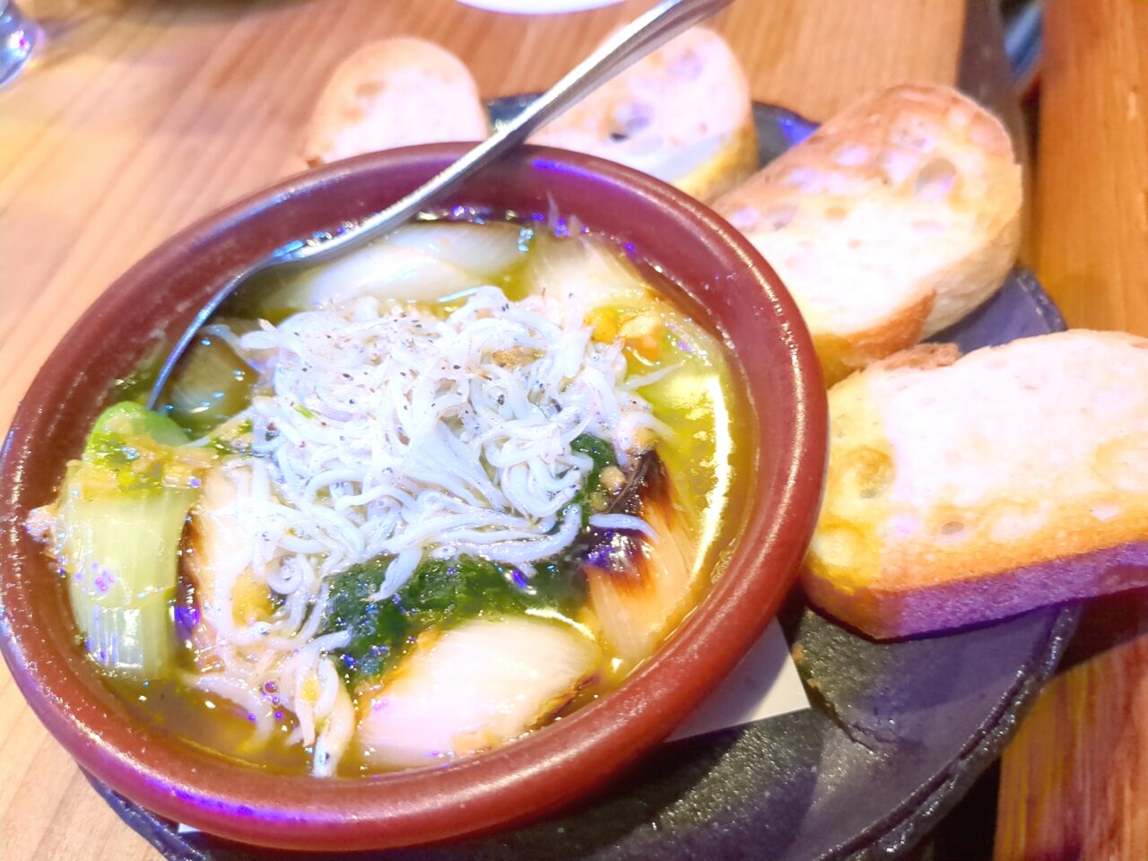 ヒトヤドパーラー