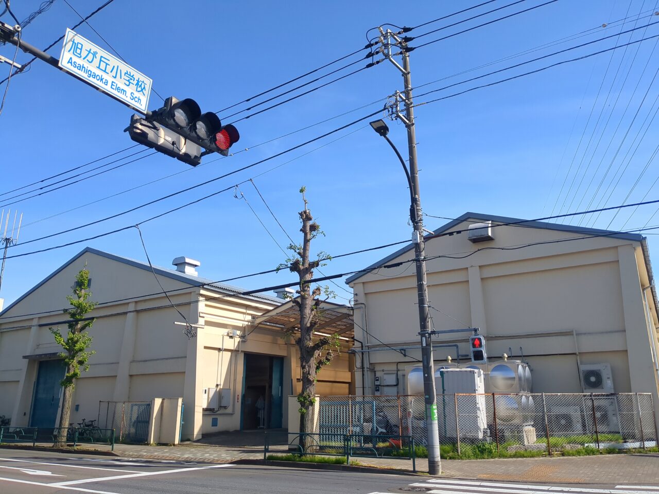 古着卸倉庫 DOCK